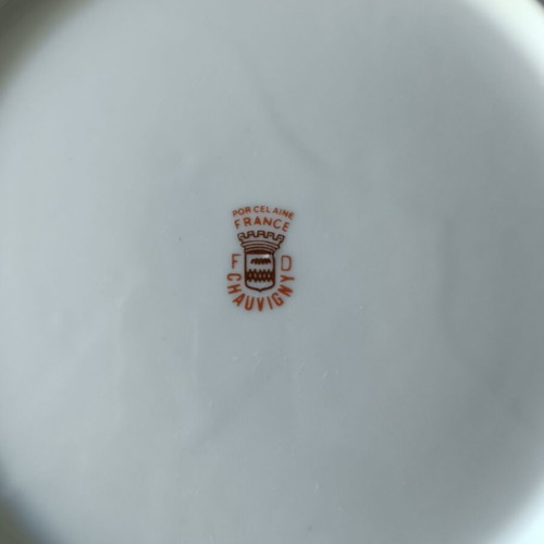Decorative plate from French porcelain like new, diameter 25 cm