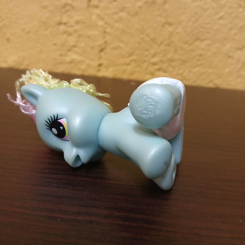 My Little Pony Newborn Cutie used baby pony figure Hasbro