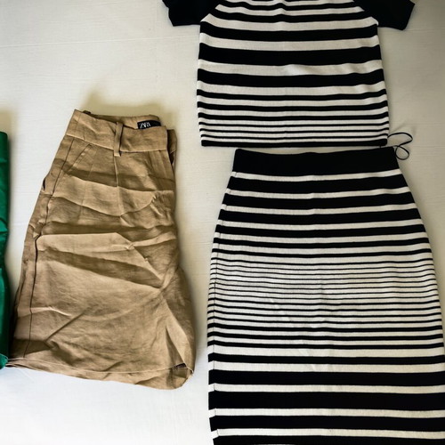 Women's clothes like new, size small