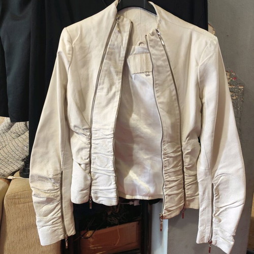 Leather jacket white like new