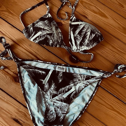Bikini xs/s Urban Classics used, black, excellent condition
