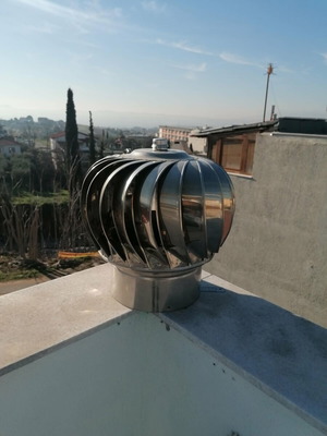 Καπέλο για φουγάρο σαν καινούργιο, διάμετρος 25 εκατ., περιστρεφόμενο