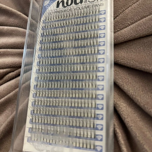 Lashart Noir eyelashes like new