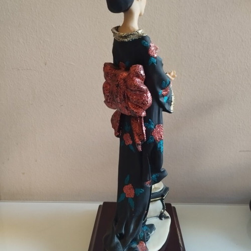 Vintage Italian Geisha Figurine El.a.N, like new, 33cm