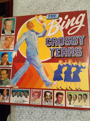Bing Crosby Years box set of 8 CDs like new