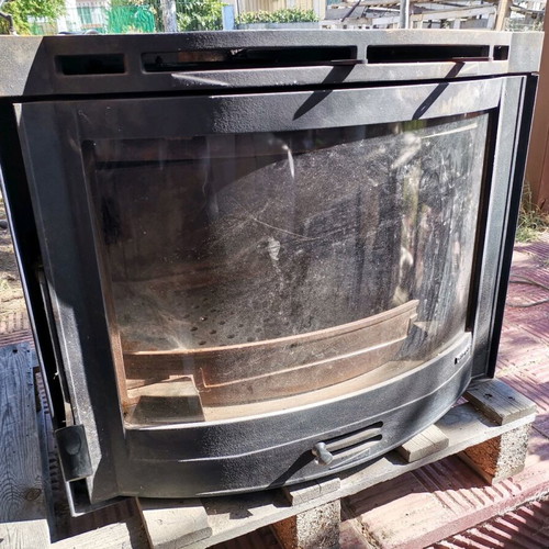 La Nordica energy cassette fireplace used 9kW