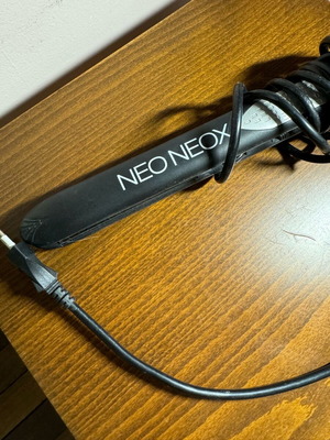 Neo Neox hair straightener used