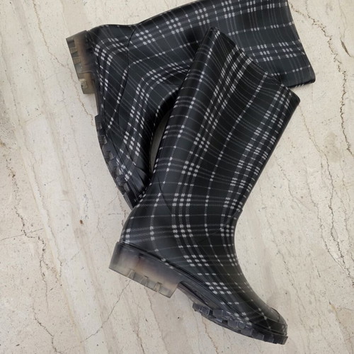 Franka Limited Edition Rain Boots Size 41 New, Waterproof, Plaid