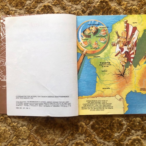 Magazine The Designer of Asterix UDERZO used