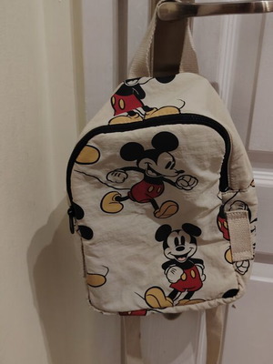 Mickey Mouse backpack like new, 20x15cm, beige