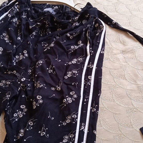 Pants Attrattivo small size black and white, like new, viscose