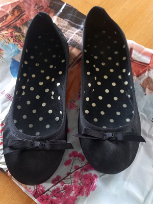 Black Ballet Flats Size 5 UK 38 EU Like New