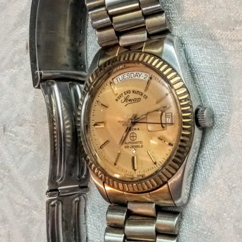 West End Watch Automatic Swiss Made President 25 Jewels vintage men's watch