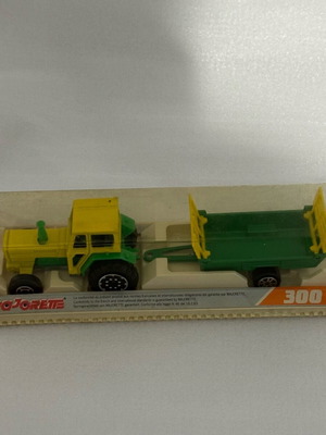 Vintage Majorette Tractor with Trailer Series 300 No. 389 new
