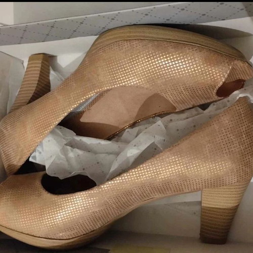 Marco Tozzi peep toe shoes like new, size 41, beige gold