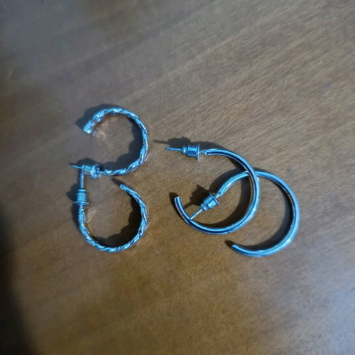 Earrings set stainless steel like new, silver color