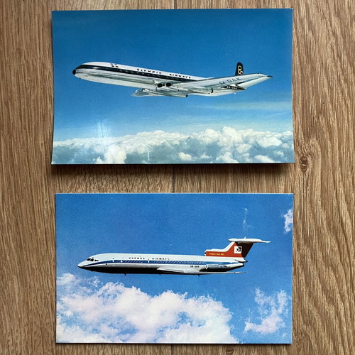 Collectible postcards of Cyprus Airways and Olympic Airways aircraft, like new, pack of 2