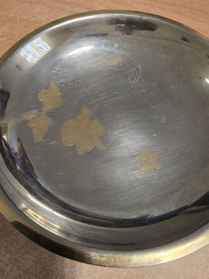 Rostfrei serving platter used, round 22cm, stainless steel with gold accents