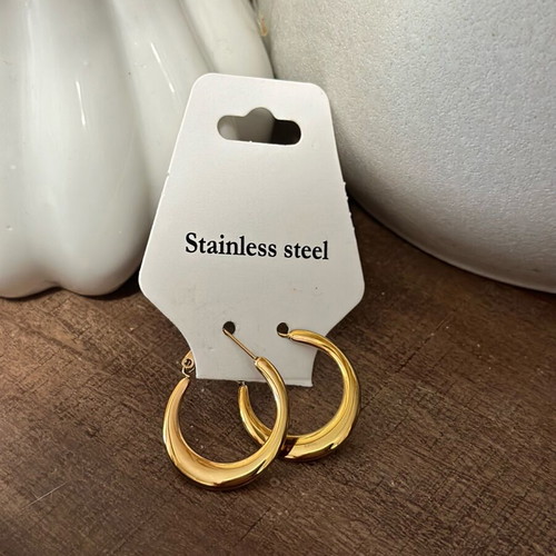 Stainless steel gold earrings new, oval shape