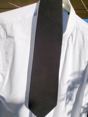 Pagoni black tie used in excellent condition