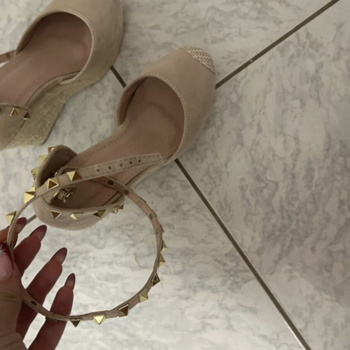 Summer platform sandals like new, beige and pink, size 37