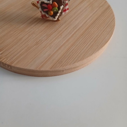 Heart Cake Ring like new, adjustable, multicolor