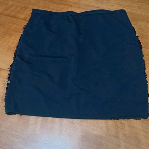 Skirt used, size S, black with gold sequins