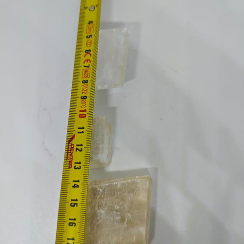 Set of 3 natural topaz crystals like new