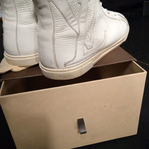 Louis Vuitton leather Sneakers