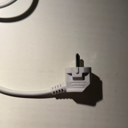 Power strip 4 sockets Schuko with illuminated switch like new, khaki/beige