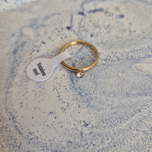 Gold solitaire ring stainless steel with white zircon stone