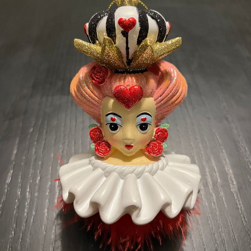 Kurt Adler Hollywood Hats Queen of Hearts Christmas Ornament new