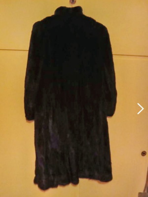 Mink fur coat like new with fabric case and fur stole