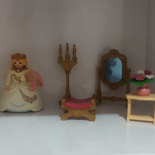 Playmobil 5892 fairy tale princess and magic castle set