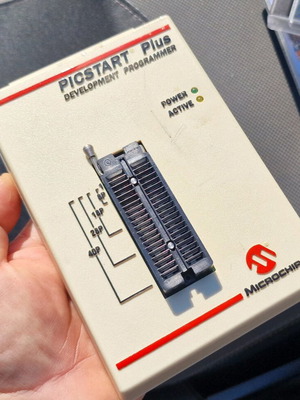 Microchip Picstart Plus Development Programmer used