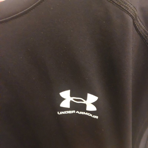 Under Armour Heatgear Compression Sleeveless Shirt XL like new, black