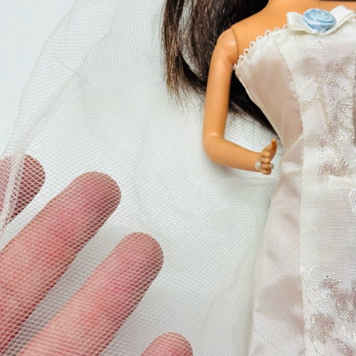 barbie wedding dress 90s Barbie 1861 MIB 1992 Romantic Bride Blonde Doll  Sell4Value