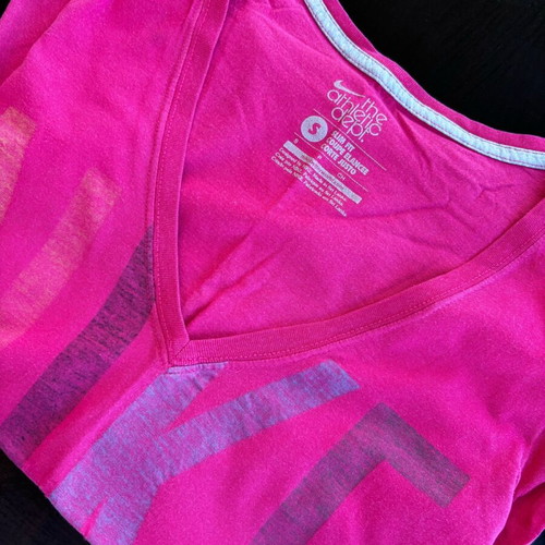 Nike women's athletic t-shirt used, size small, pink