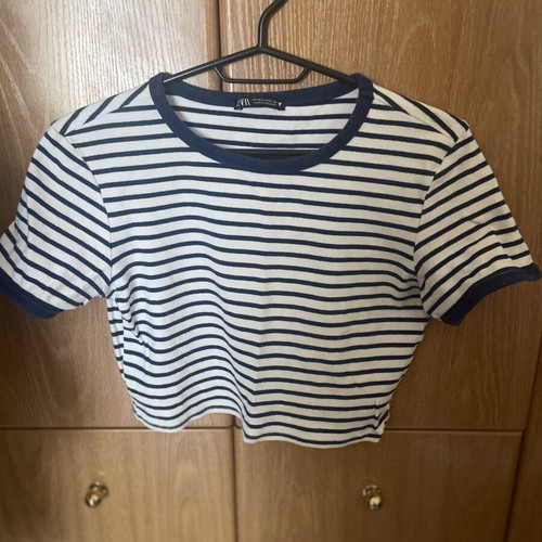 Zara crop top used, dark blue and white stripes, size S