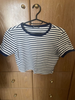 Zara crop top used, dark blue and white stripes, size S