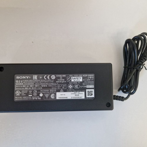 Sony AC adapter 100W ACDP-100D01 like new