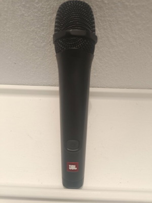 JBL PBM100 Wired Microphone new with original cable