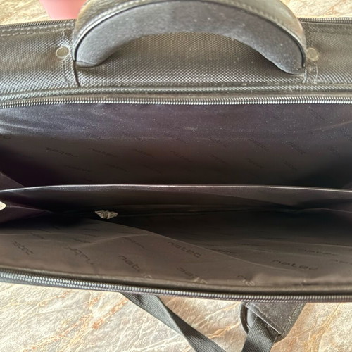 Laptop bag black like new