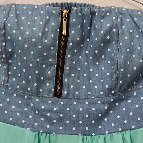 Summer dress strapless with denim polka dot design, like new, turquoise
