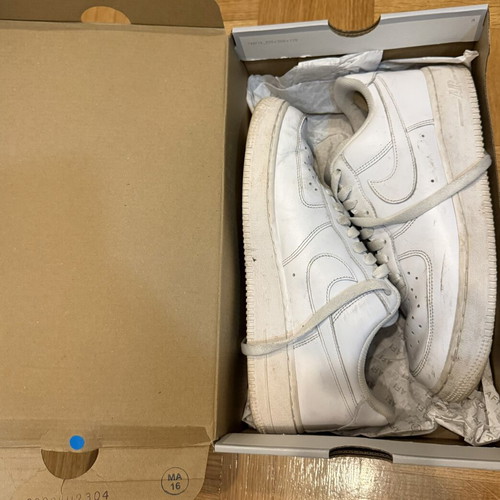 Nike Air Force 1 sneakers used, size 40.5, white
