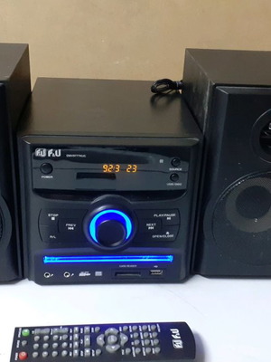 Στερεοφωνικό σύστημα μεταχειρισμένο 22x17x14 εκ.