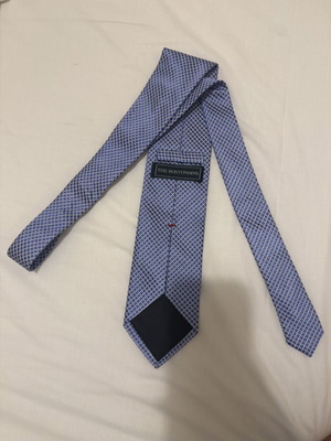 The Bostonians blue silk tie like new