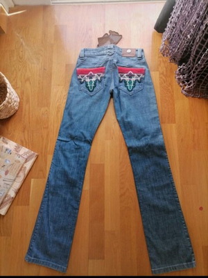 Antik Denim embroidered jeans new, size XS