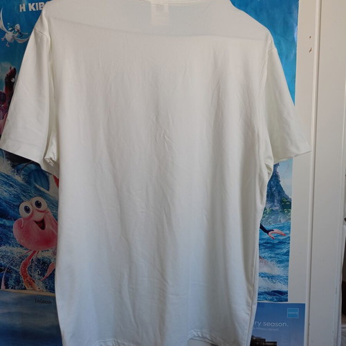 T-shirt brand new, size M, oversized style with cat and dog pattern