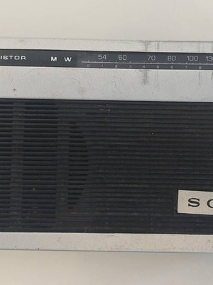 Sony Vintage All Transistor Radio used, made in Japan